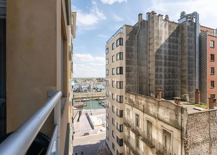 Appartement In Near Belgium Pier *